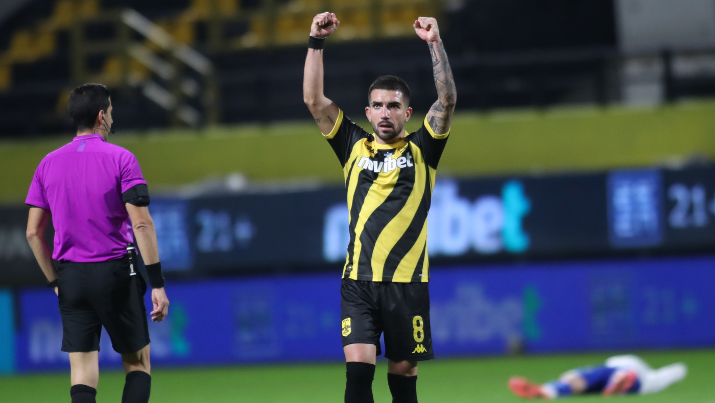 Μια ανάσα οξυγόνου για να επιστρέψει στην επιφάνεια