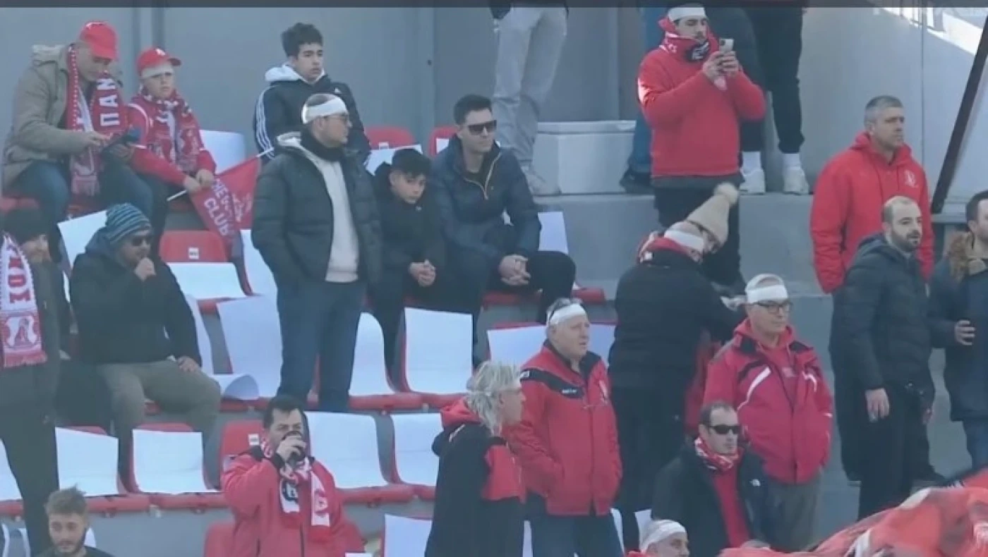 Η ευρηματική στήριξη των οπαδών του Πανσερραϊκού για τον Μπετανκόρ!