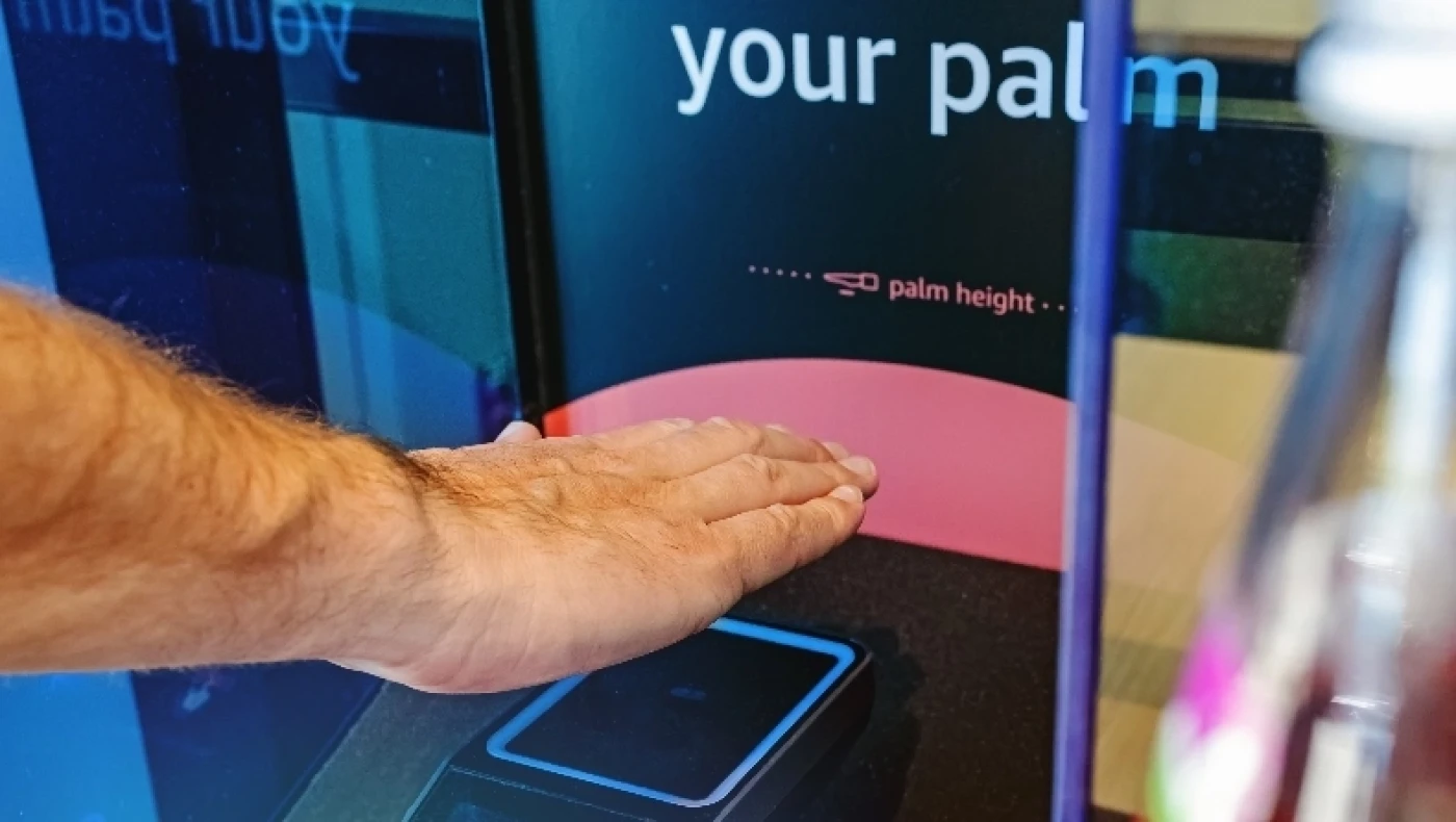 Κίνα: Πληρωμές με σάρωση... παλάμης!