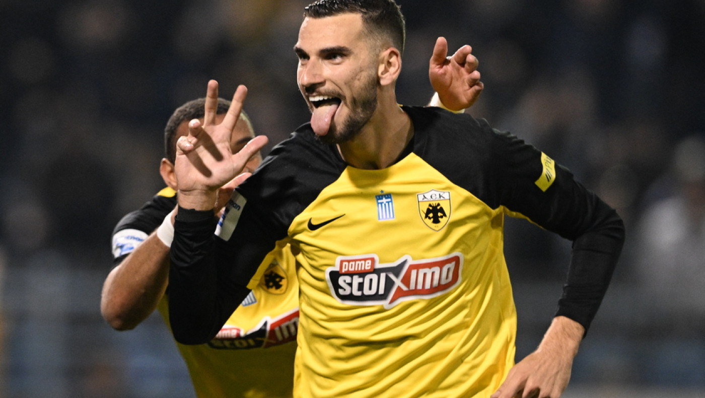 Λαμία-ΑΕΚ: Ο Μήτογλου σκοράρει με κεφαλιά και δίνει προβάδισμα στην Ένωση