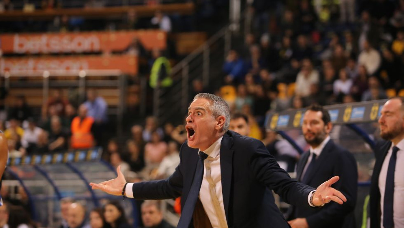 Άρης-Καρδίτσα: «Βγήκε από τα ρούχα του» ο Καστρίτης-Προειδοποίηση για τα συνθήματα από τους διαιτητές