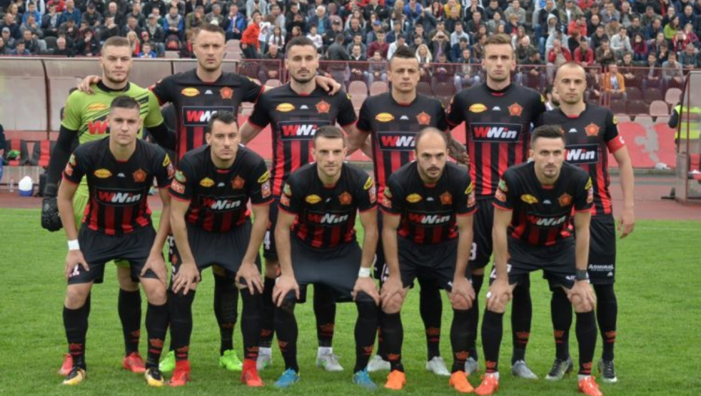 Απέλυσε όλους τους παίκτες και τον προπονητή της ομάδας του στην Βοσνία!