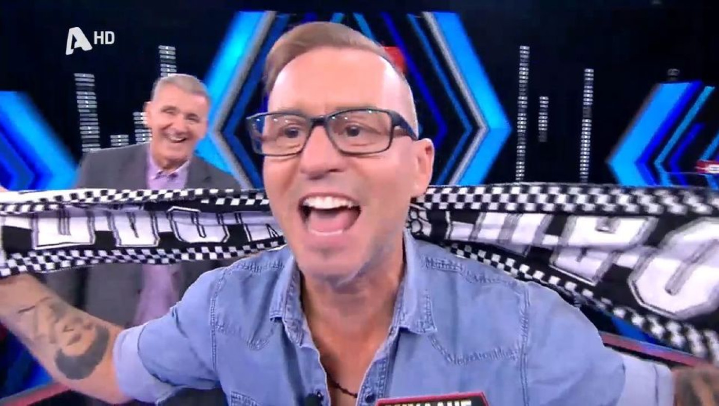 ΠΑΟΚτσής εμπιστεύτηκε το κουτί 4 και κέρδισε 20.000€ στο Deal (vid)