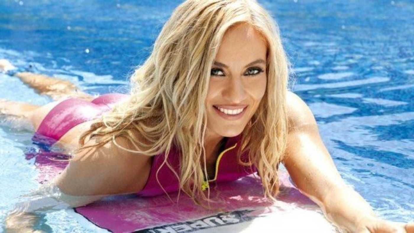 Τα μαγιό της Ελεονώρας Μελέτη μας... βγάζουν τα μάτια! (pics)