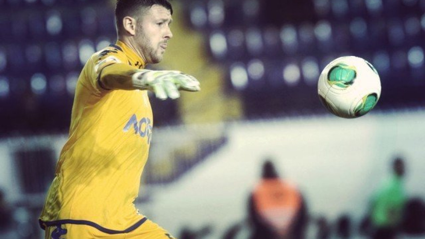 «Ψηστήρι» σε Τζόναθαν Λόπες για… μετακόμιση στο «Βικελίδης»