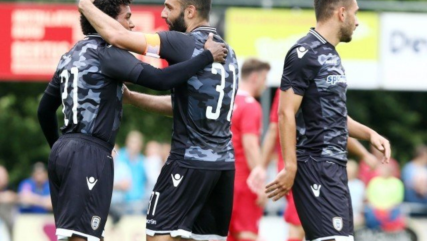 Καλός                ο...               χοντρούλης;