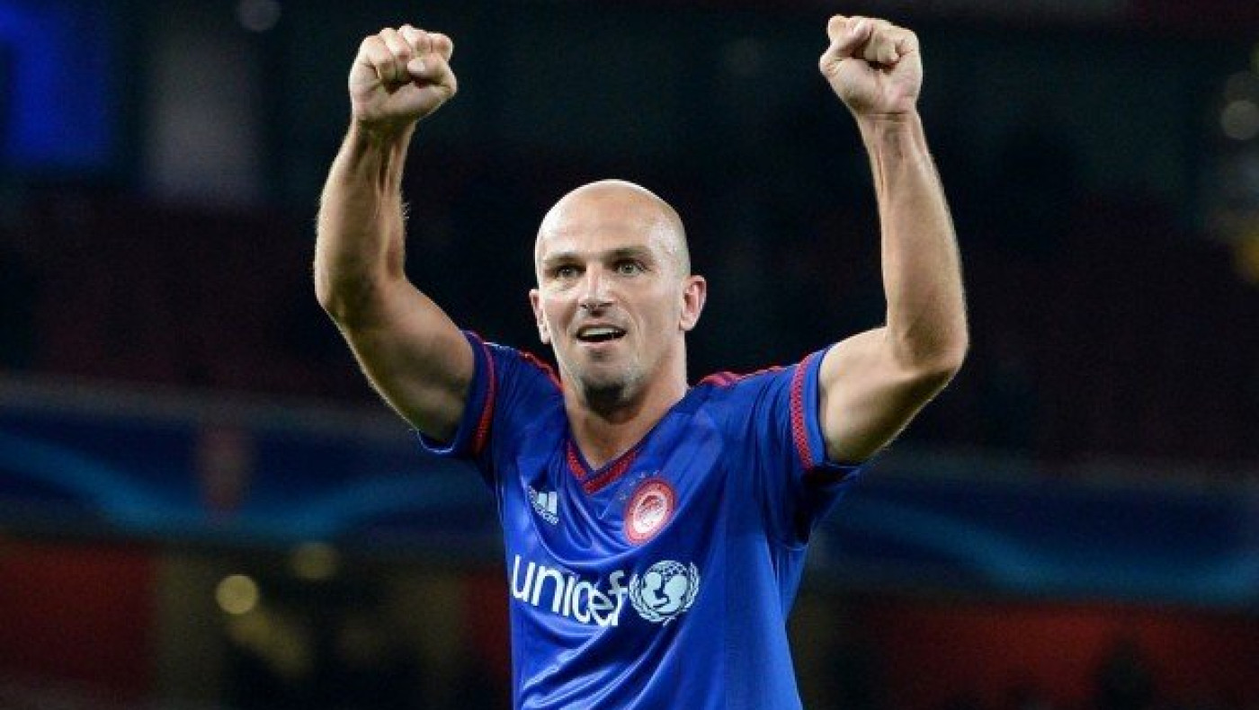 Ανανέωσε   και παραμένει στον Ολυμπιακό ο Καμπιάσο