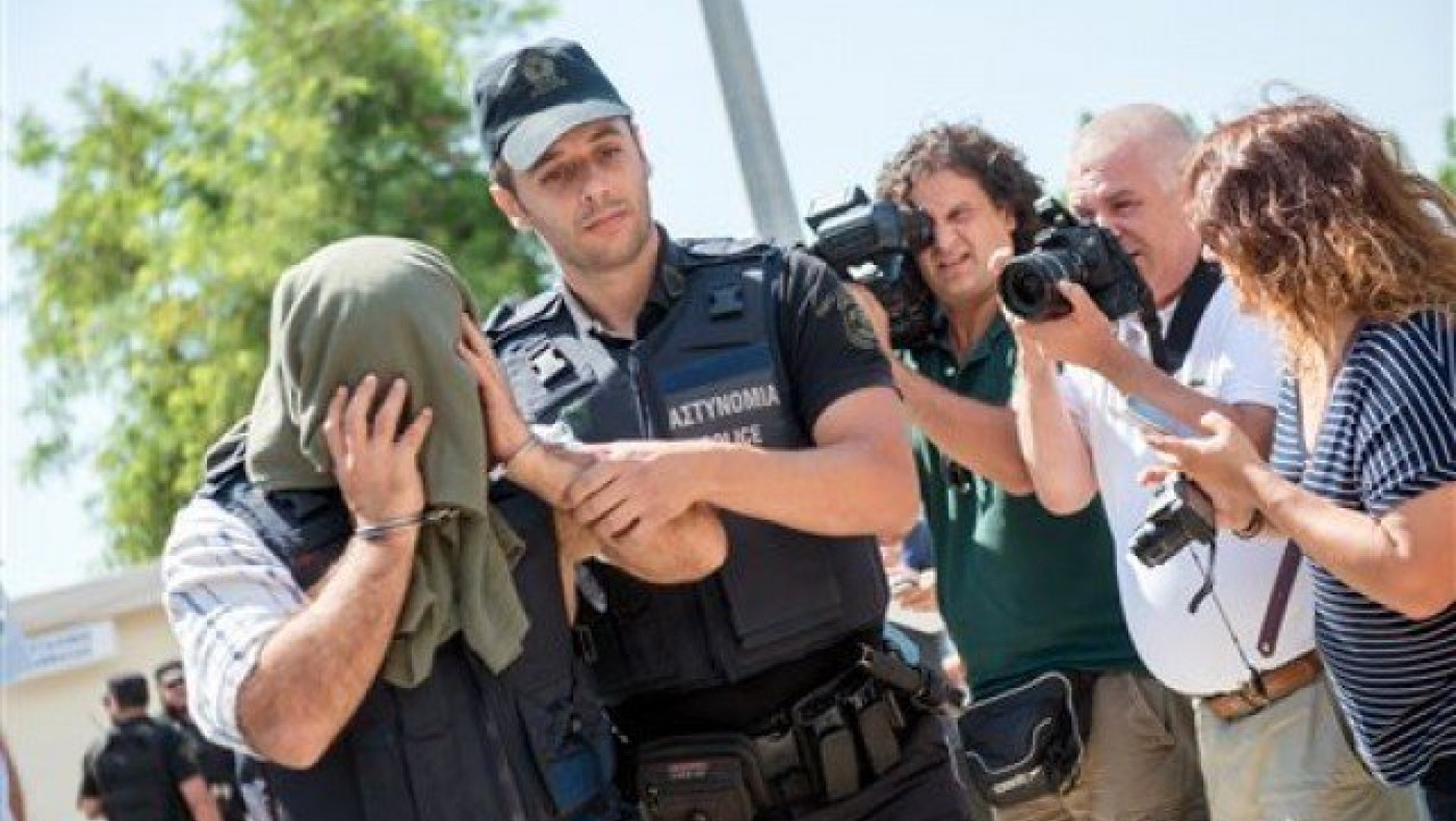 Στην Αθήνα οι οκτώ Τούρκοι στρατιωτικοί - Αιφνιδιαστική απόφαση