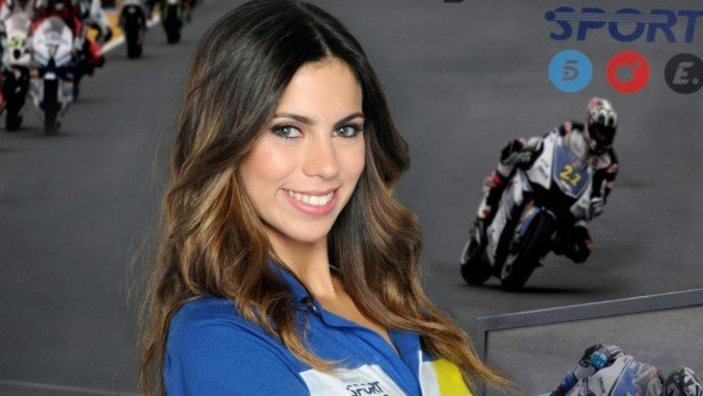 Η Μελίσα Χιμένεθ βάζει φωτιά στη Μύκονο!     (pics)