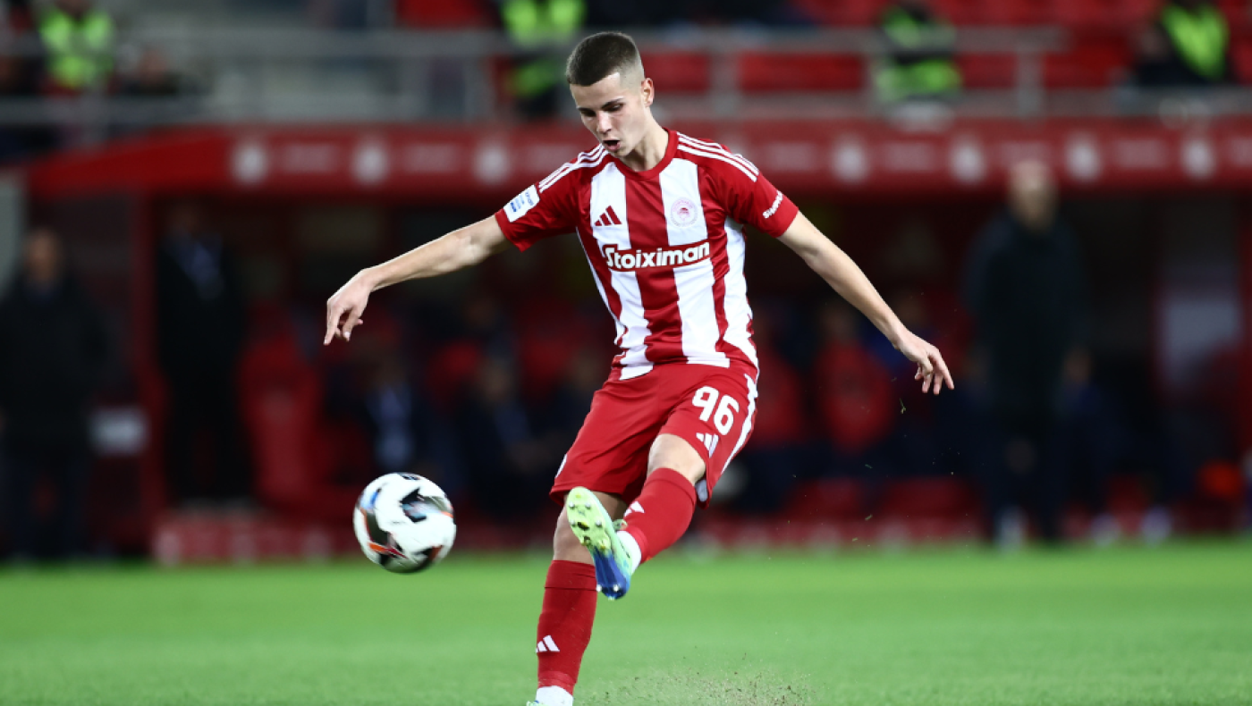 Δίνουν τα χέρια Ολυμπιακός και Μουζακίτης - Τι ισχύει για τον Κωστούλα