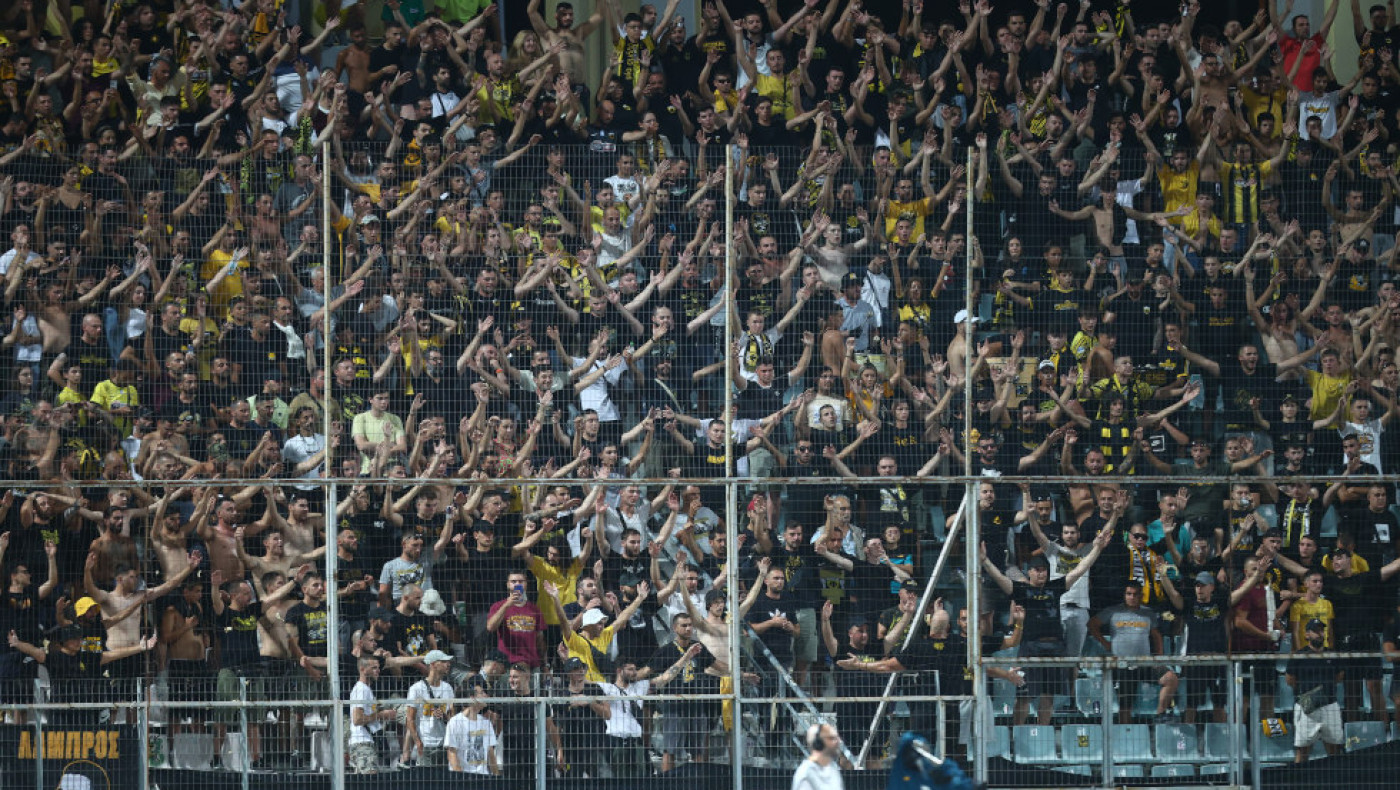 Άντερλεχτ-ΑΕΚ: Ένταση μεταξύ οπαδών και αστυνομίας στο κέντρο των Βρυξελλών