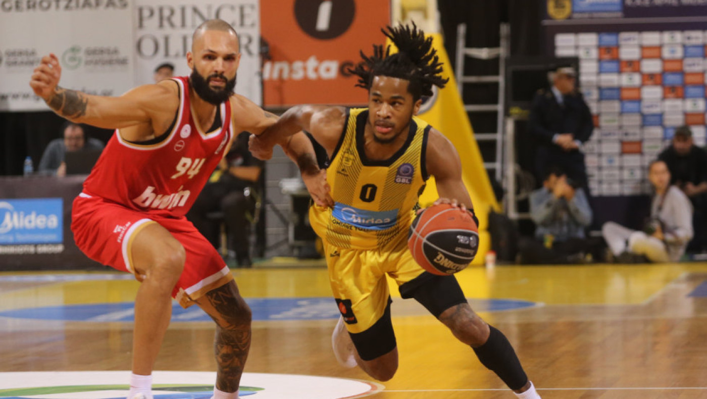 Πώς έζησε ο κόσμος το ματς του Άρη με τον Ολυμπιακό