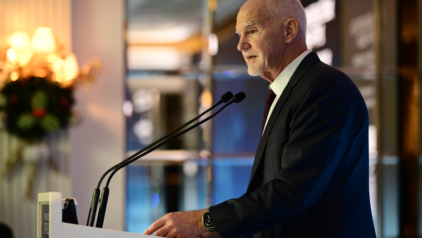 Γιώργος Παπανδρέου: Γιατί δεν παρέστη στην κηδεία του Σημίτη