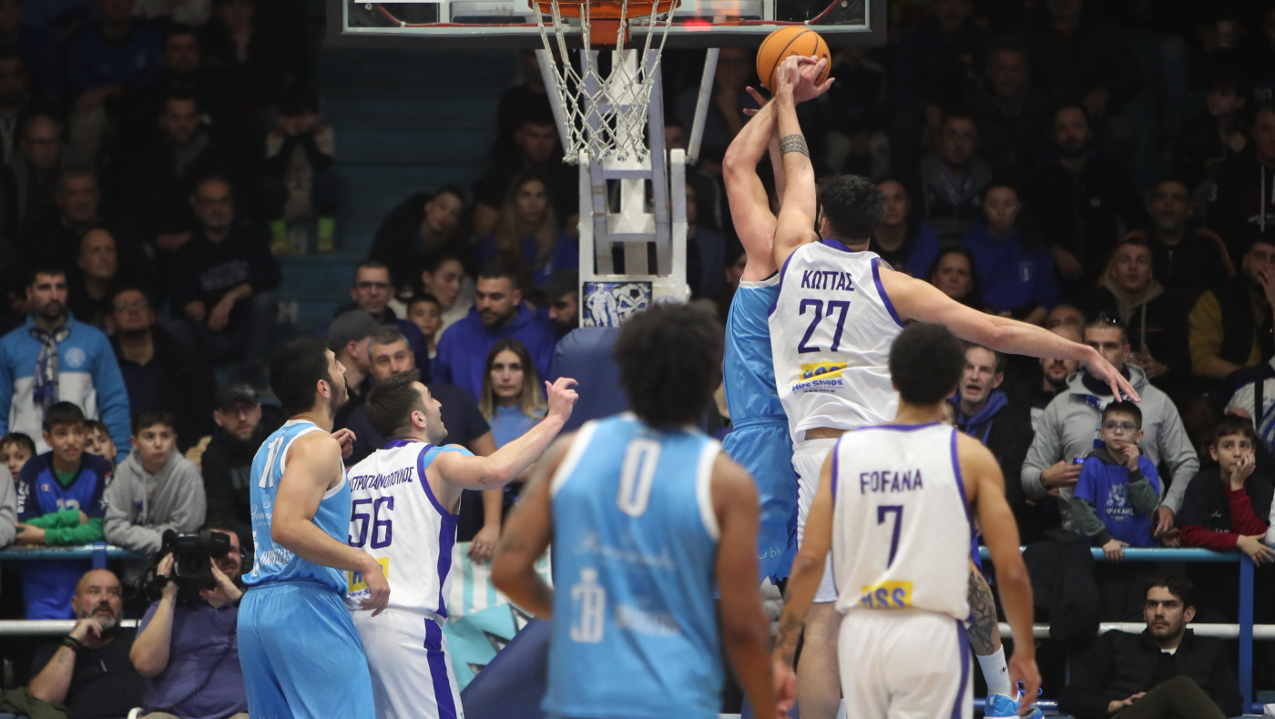 Δίπλα στην ποδοσφαιρική ομάδα του Ηρακλή το τμήμα μπάσκετ!