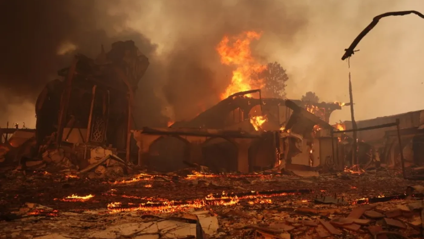 Λος Άντζελες: Καταστροφή και θρήνος πάνω στα καμένα