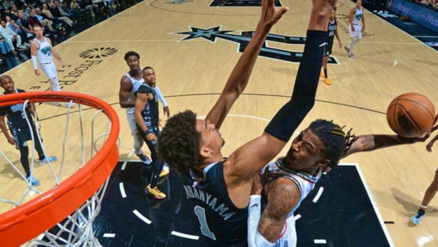 NBA: Ο Μοράντ «τσαλάκωσε» τον θηριώδη Γουεμπανιάμα (vid)