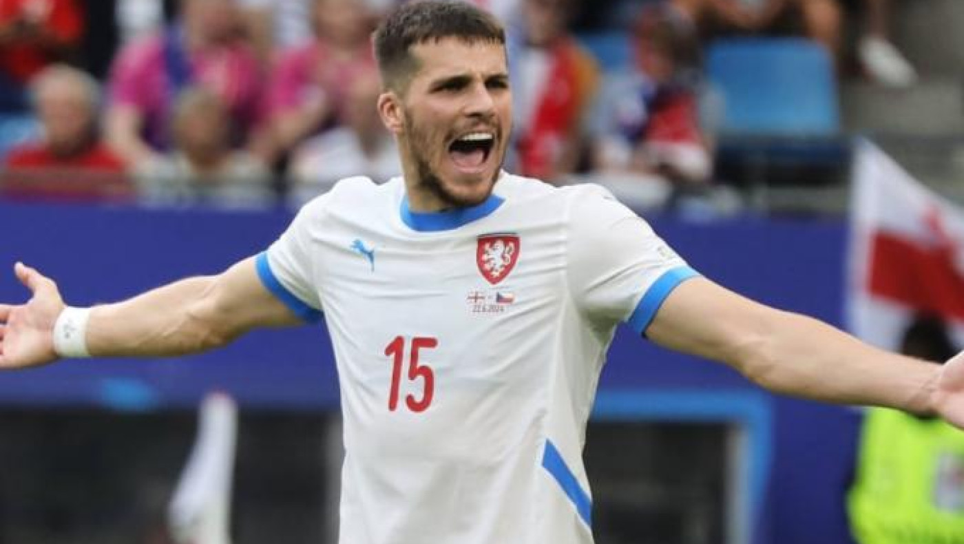 Α Bola: «Ο Γιούρασεκ απέρριψε τον ΠΑΟΚ»