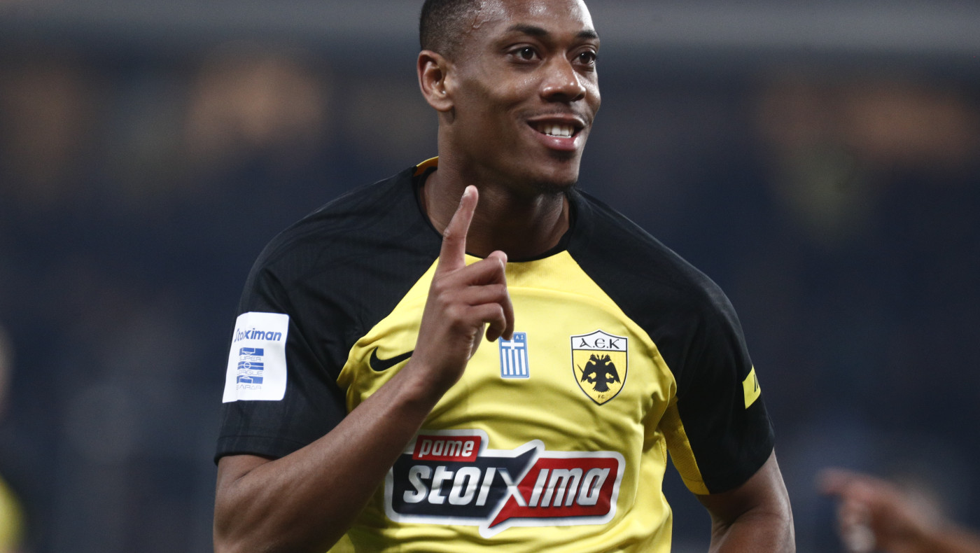 Ο Μαρσιάλ έδωσε το τρίποντο στην ΑΕΚ