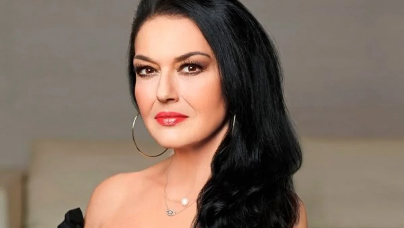 Ελένη Φιλίνη: «Πρέπει να του ρίχνεις και δυο κλωτσιές, δεν θα πάθει τίποτα»