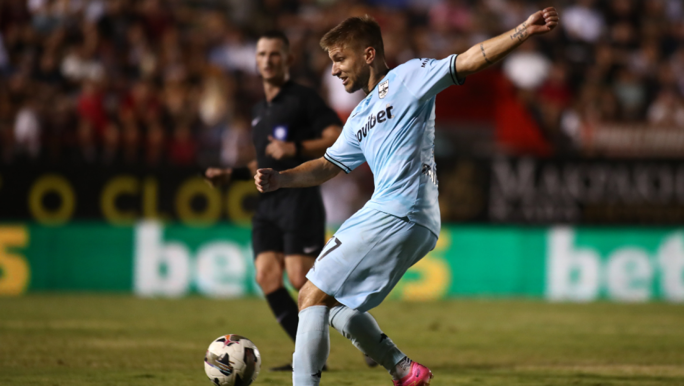 Άρης: Γλιτώνει τα χειρότερα ο Φρίντεκ με διάστρεμμα