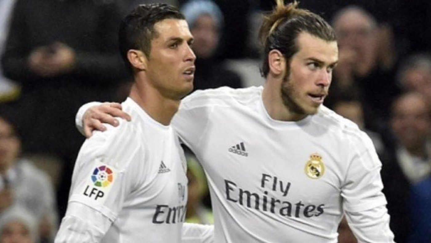 Ανανεώνει      με     Ρεάλ       Μαδρίτης    ο    Ρονάλντο