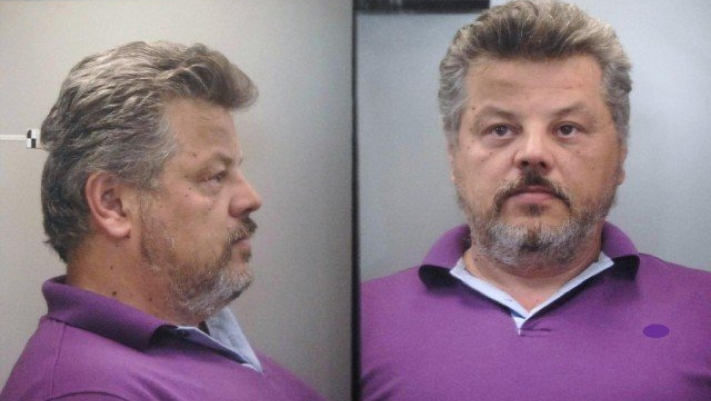 Αυτός   είναι  ο  48χρονος  που   εξέδιδε  15χρονη