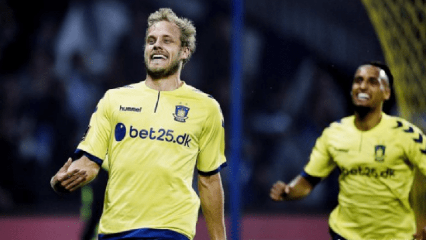 ΔΕΝ ΞΑΝΑΓΙΝΕ: Δύο χατ-τρικ σε τρεις         μέρες!!!