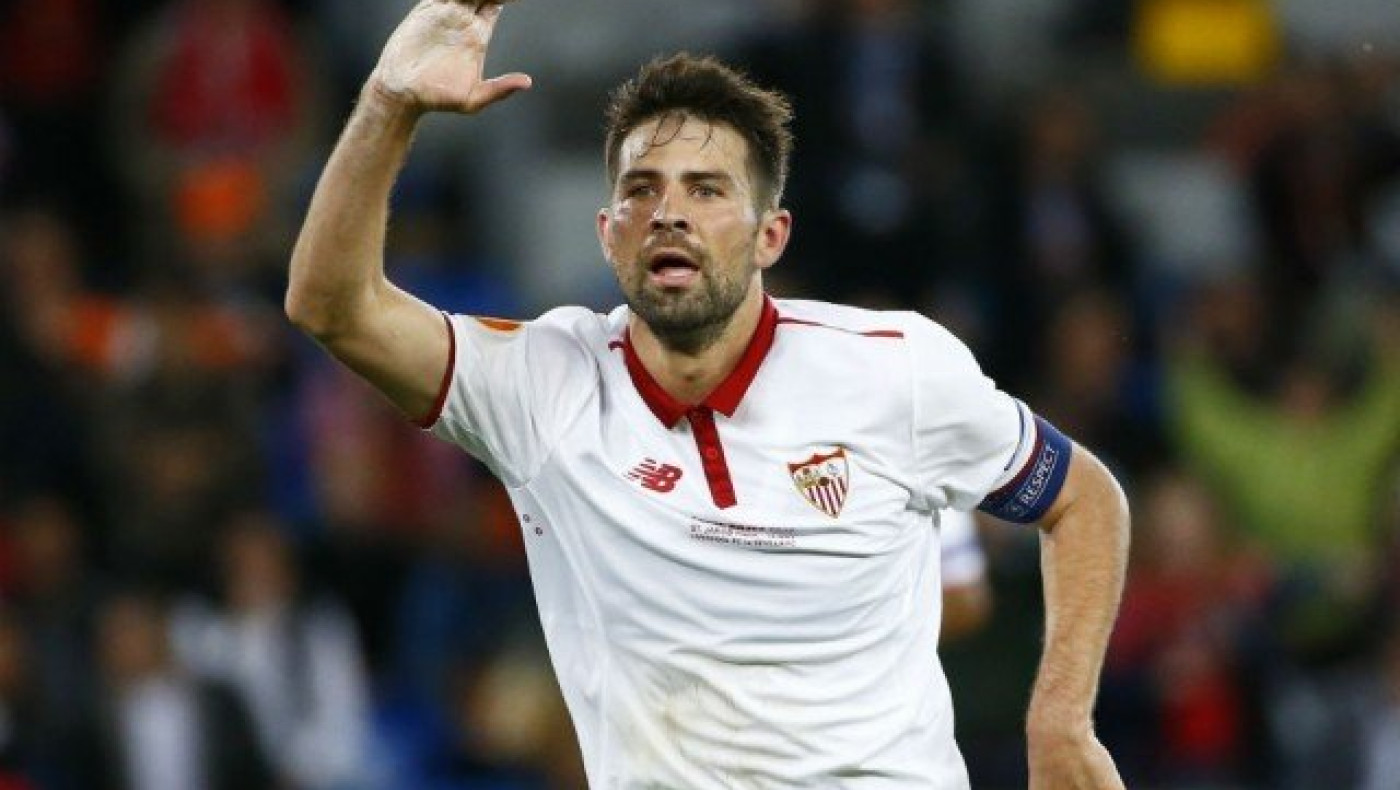 Ανακοίνωσε τη μεταγραφή του Κόκε η           Σάλκε