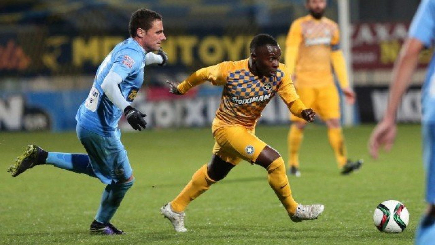 «Βλέπει»                      και Ντουντού η Βέροια