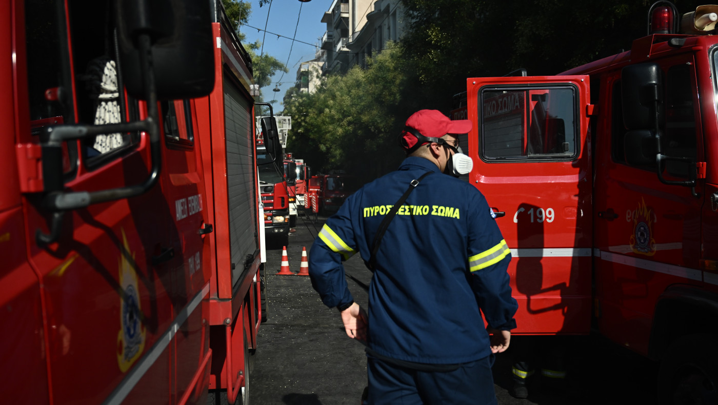 Νέα Μηχανιώνα: Εντοπίστηκε πτώμα μετά από κατάσβεση πυρκαγιάς
