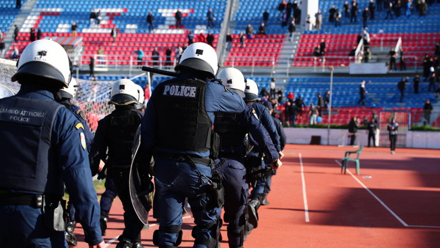 Άγρια επεισόδια με έναν τραυματία στο Πανιώνιος-Καλαμάτα