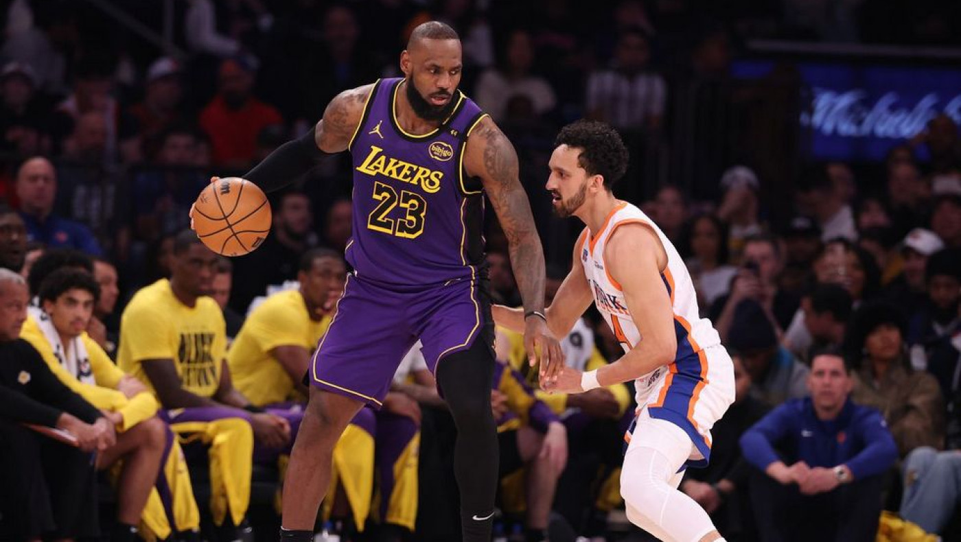 Ανατροπή: Παραμένει στους Λέικερς ο ΛεΜπρόν Τζέιμς