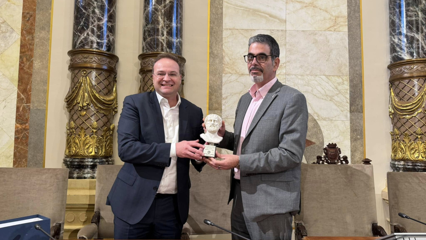 Ιστορική συμφωνία του Δήμου Αριστοτέλη με το Σαν Σεμπαστιάν