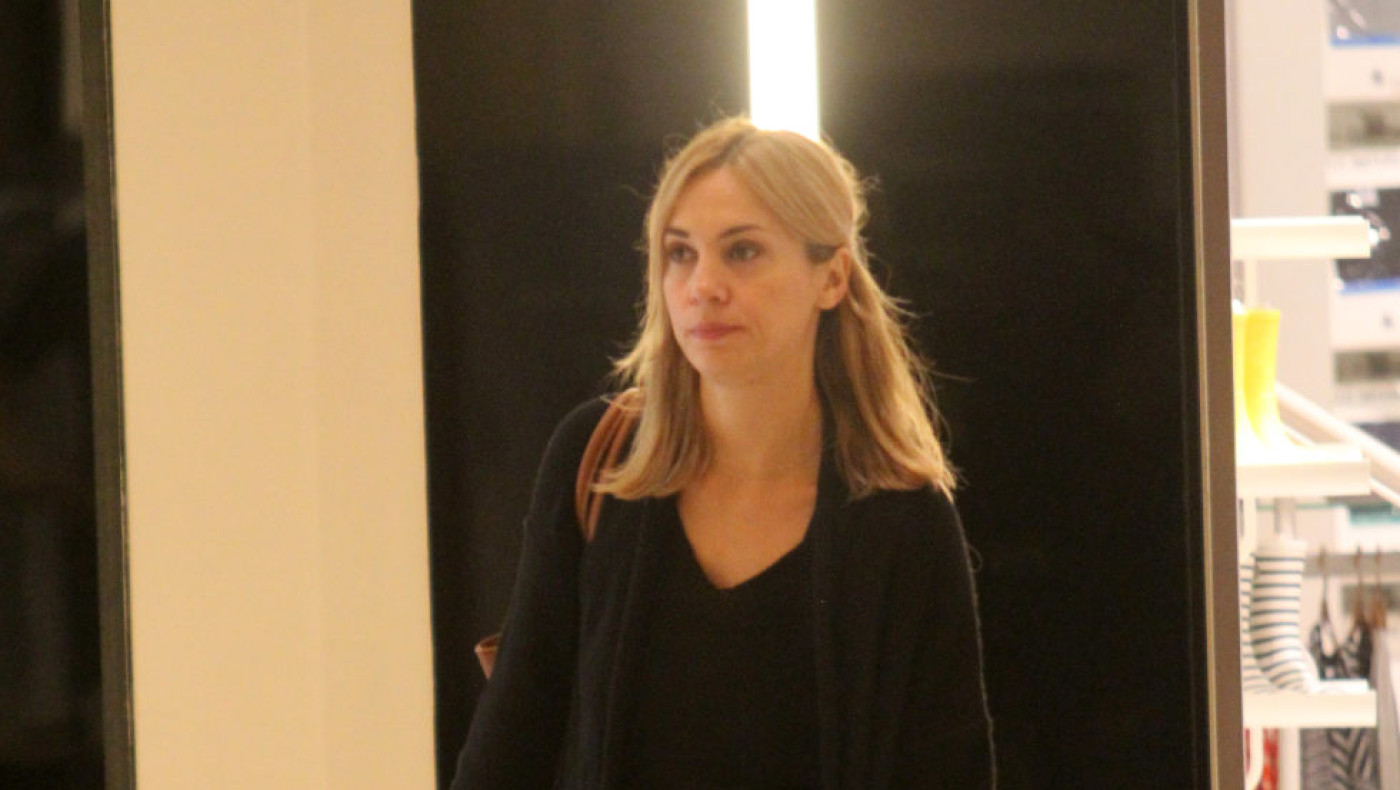 Λίνα Σακκά: «Συμβαίνει σκευωρία»-Η απάντηση για την απόλυση εργαζομένου από το μαγαζί της