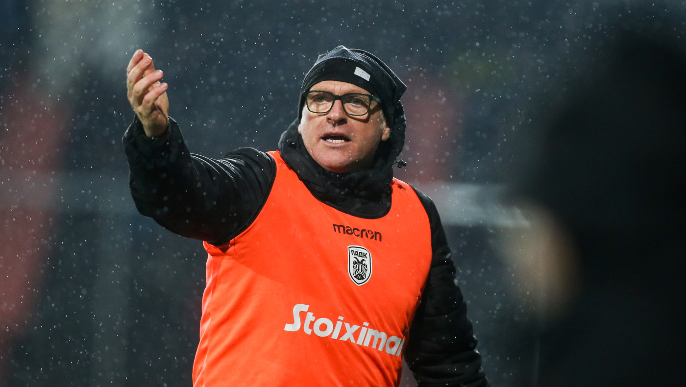 ΠΑΟΚ-Εύσημα Καστορίνα σε Σαμάτα: «Επαγγελματίας σε όλα του, χαιρόμαστε γι' αυτόν»