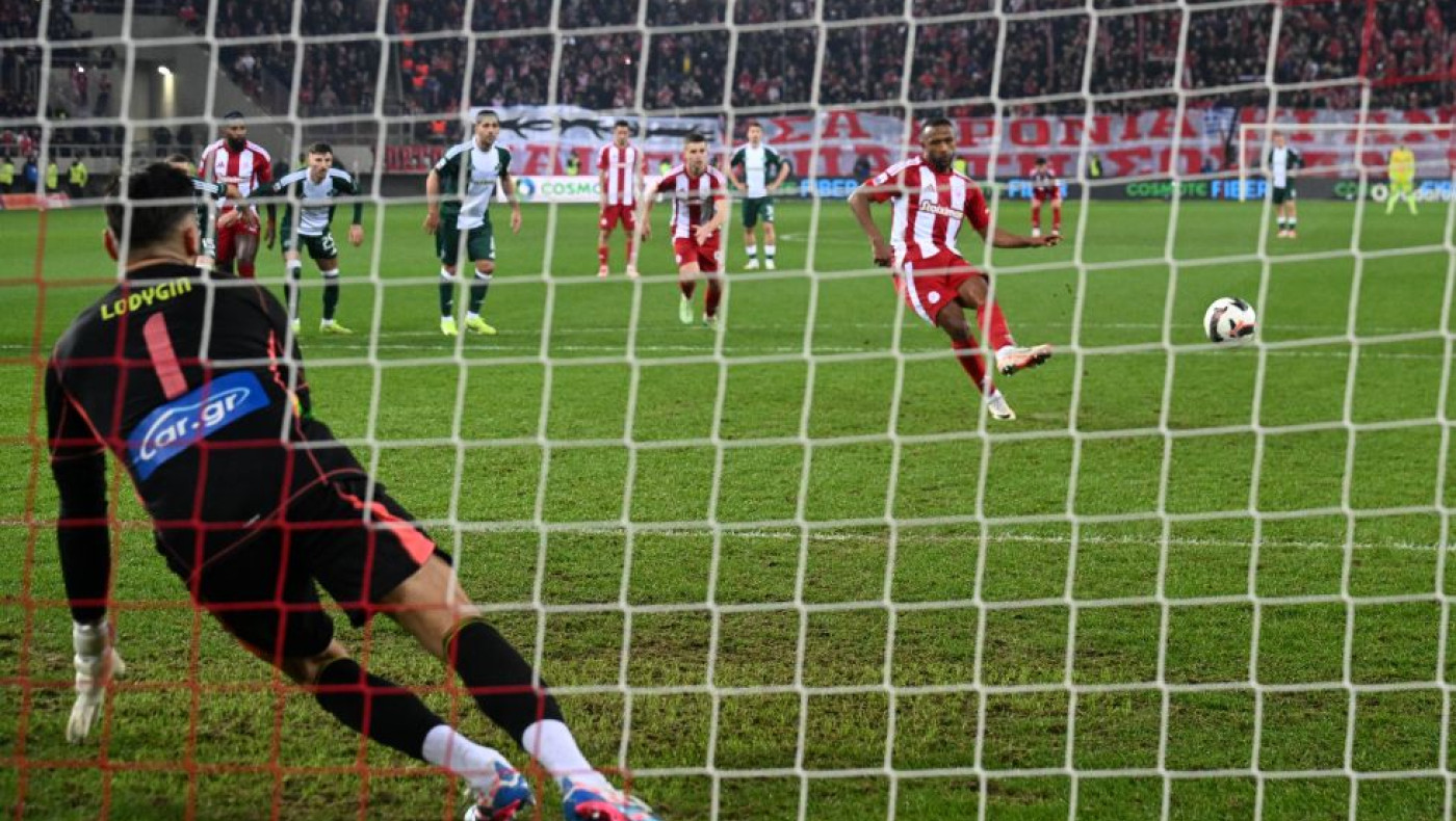 Ολυμπιακός-Παναθηναϊκός: Πέναλτι που θα συζητηθεί, το έχασε ο Ελ Κααμπί!