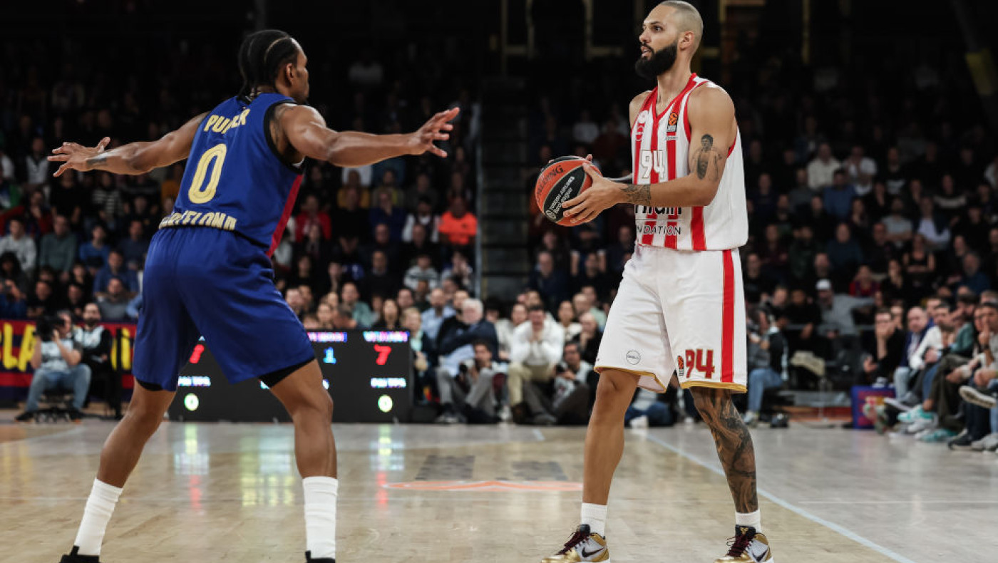 Μπαρτσελόνα-Ολυμπιακός: Το καλάθι «μαχαιριά» του Φουρνιέ που χάρισε τη μεγάλη νίκη!