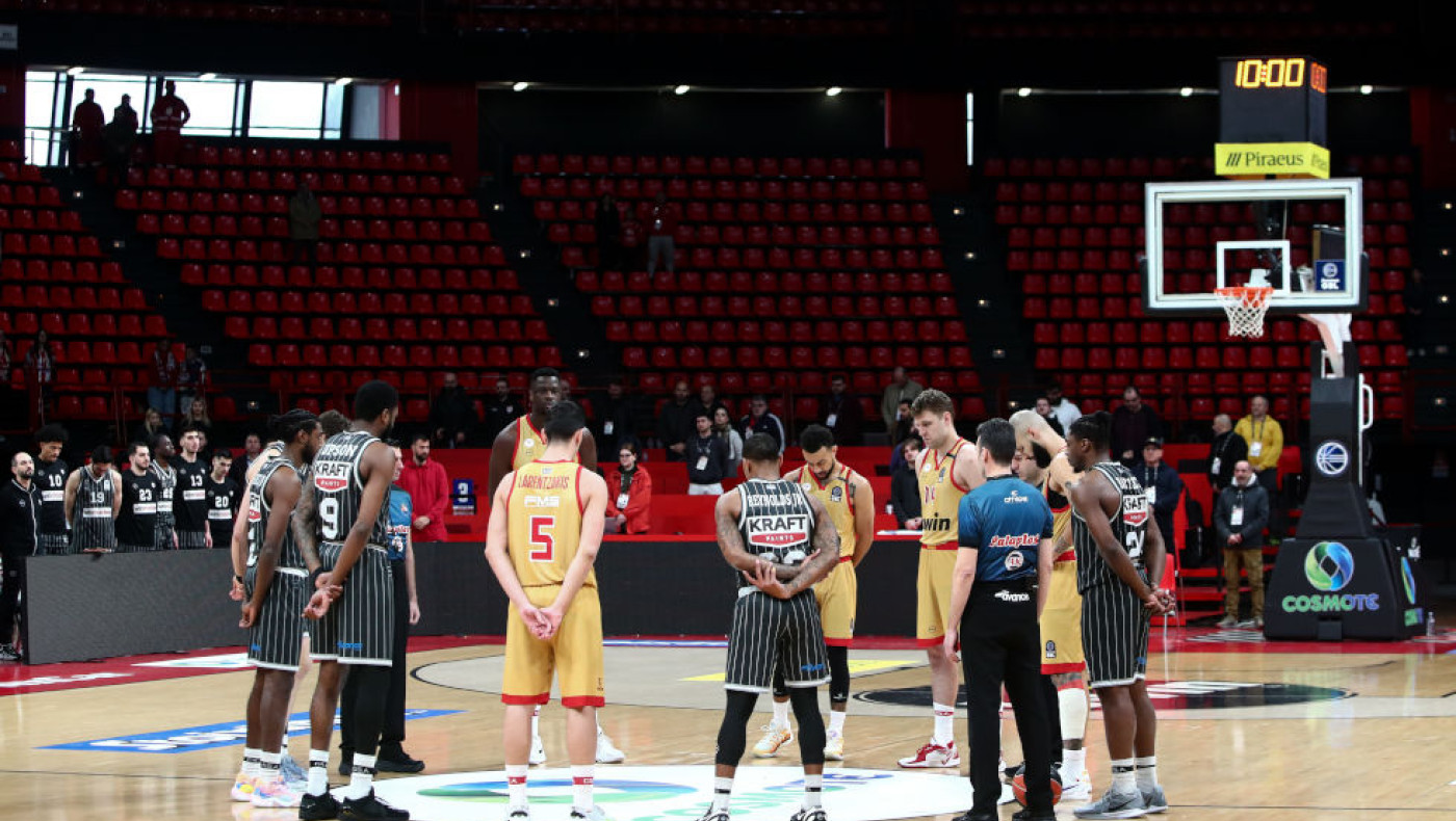 Ολυμπιακός-ΠΑΟΚ: Τιμήθηκε η μνήμη των θυμάτων της θύρας 7