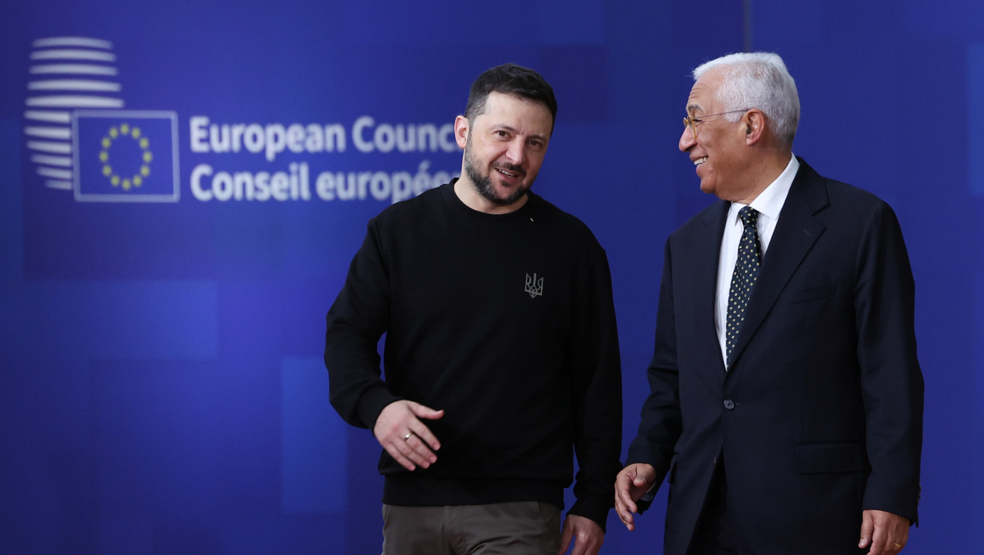 Δραματική παραδοχή Ζελένσκι: «Μικρές οι πιθανότητες επιβίωσης...»