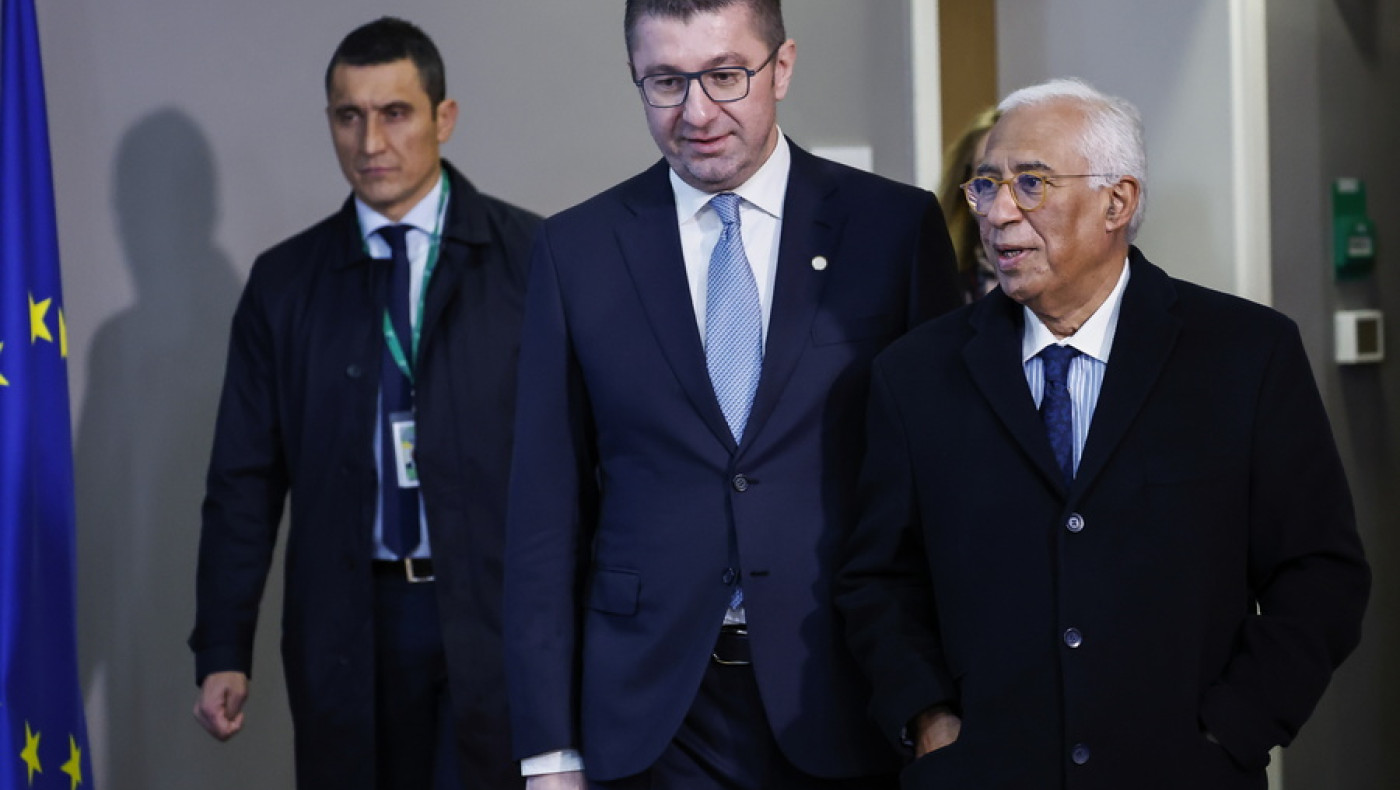 Σκόπια: Θέτουν ζήτημα «μακεδονικής γλώσσας και ταυτότητας»