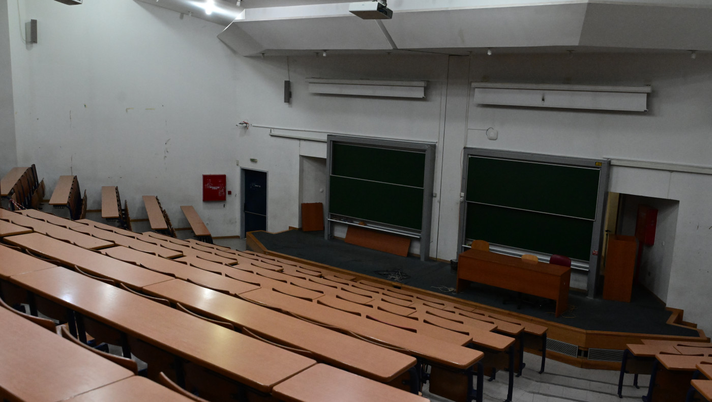 «Πόλεμος» κυβέρνησης-Πανεπιστημίων για τους «αιώνιους» φοιτητές