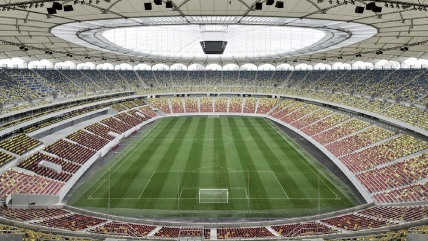 Το γήπεδο κόσμημα της Στεάουα και η κερκίδα των ΠΑΟΚτσήδων (vid)