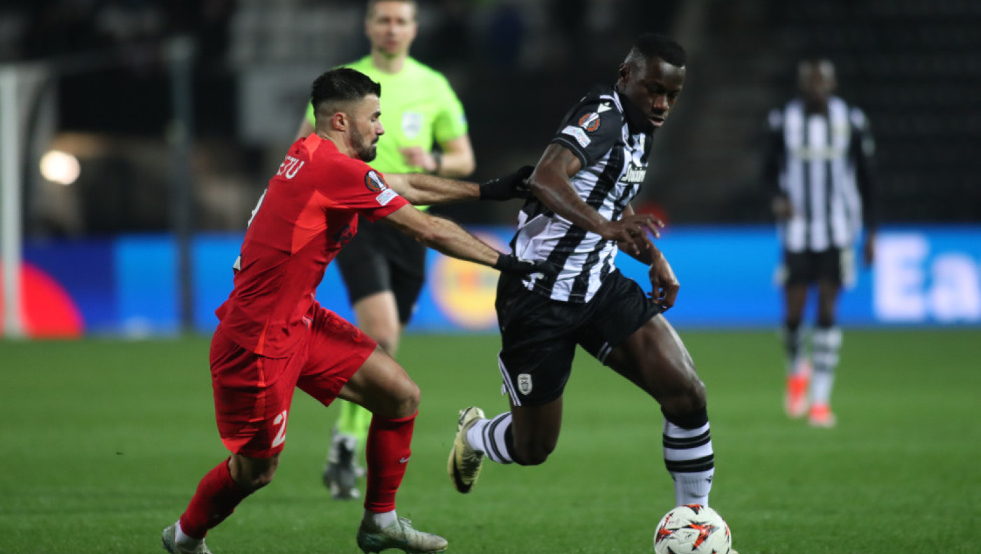 Ηλιάδης: «Συγκυριακά κέρδισε η Στεάουα, δεν είναι καλύτερη από τον ΠΑΟΚ»