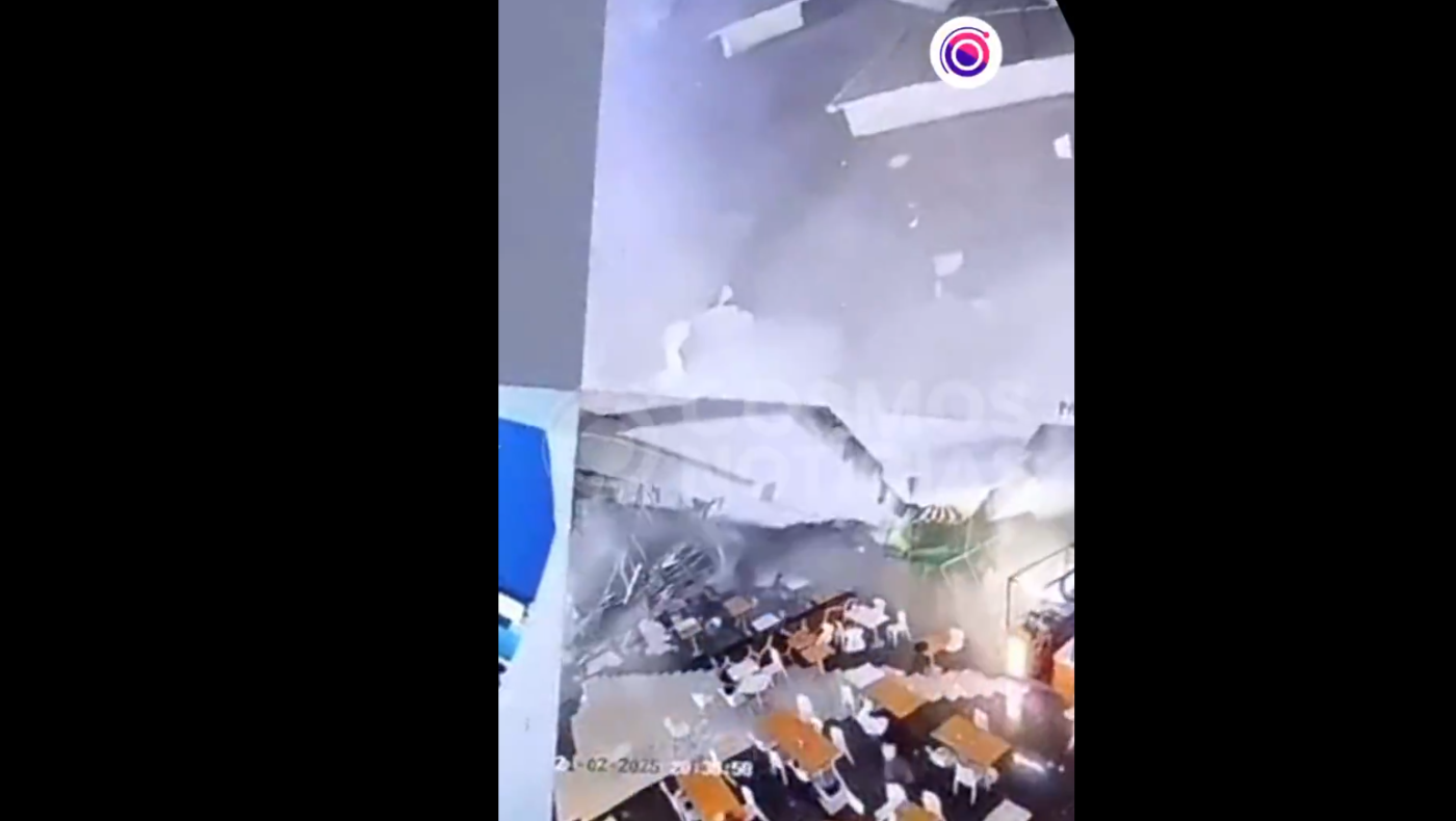 Περού: Η στιγμή της κατάρρευσης της οροφής στο εμπορικό - Στους 6 οι νεκροί