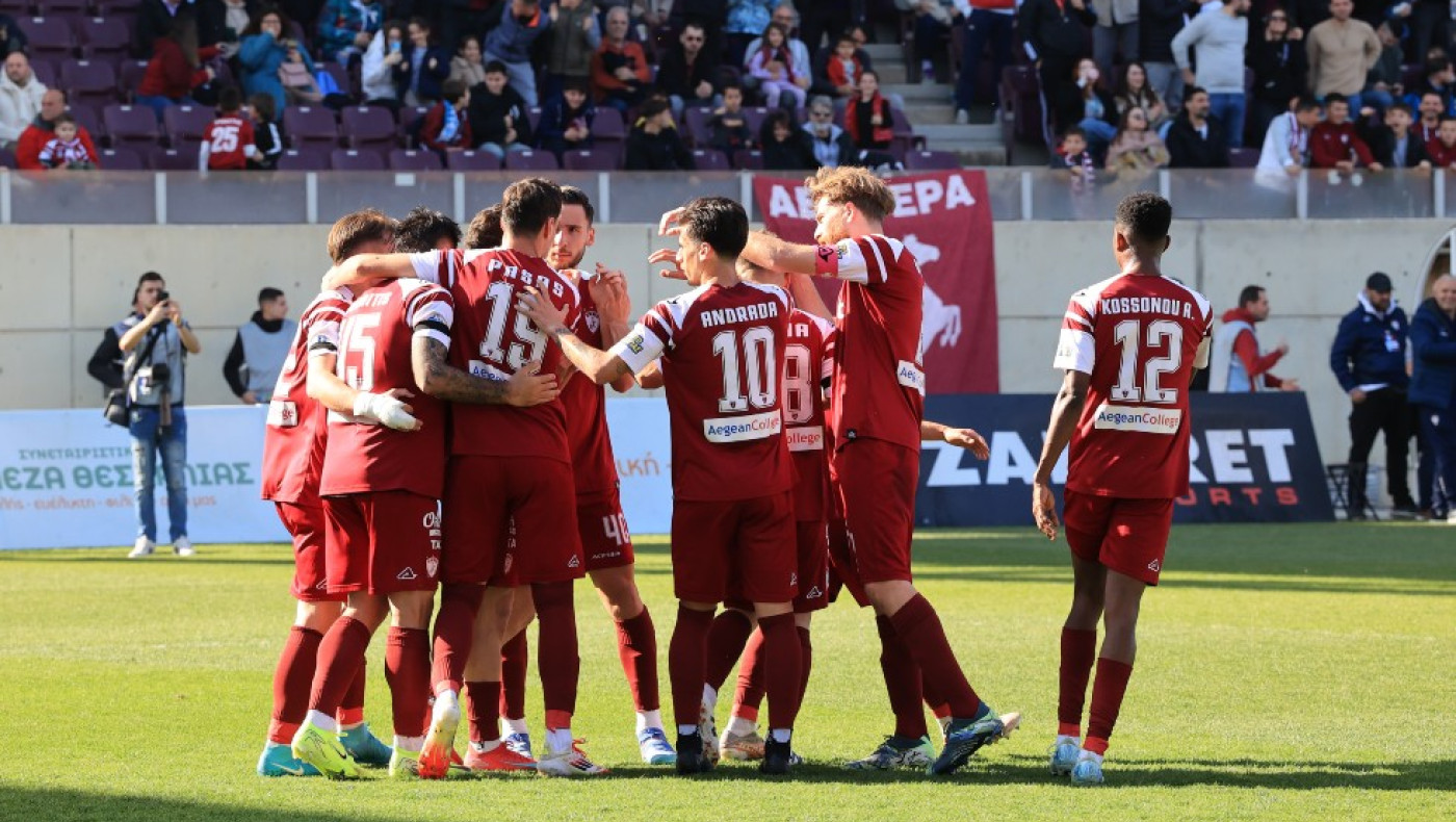 Super League 2: «Τεσσάρα» της ΑΕΛ στον Καμπανιακό με σόου Στίνα