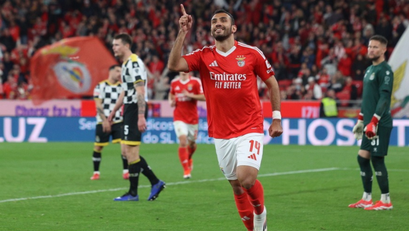 «Παρέλαση» του Παυλίδη δίπλα σε Εμπαπέ, Κέιν και Γκιρασί