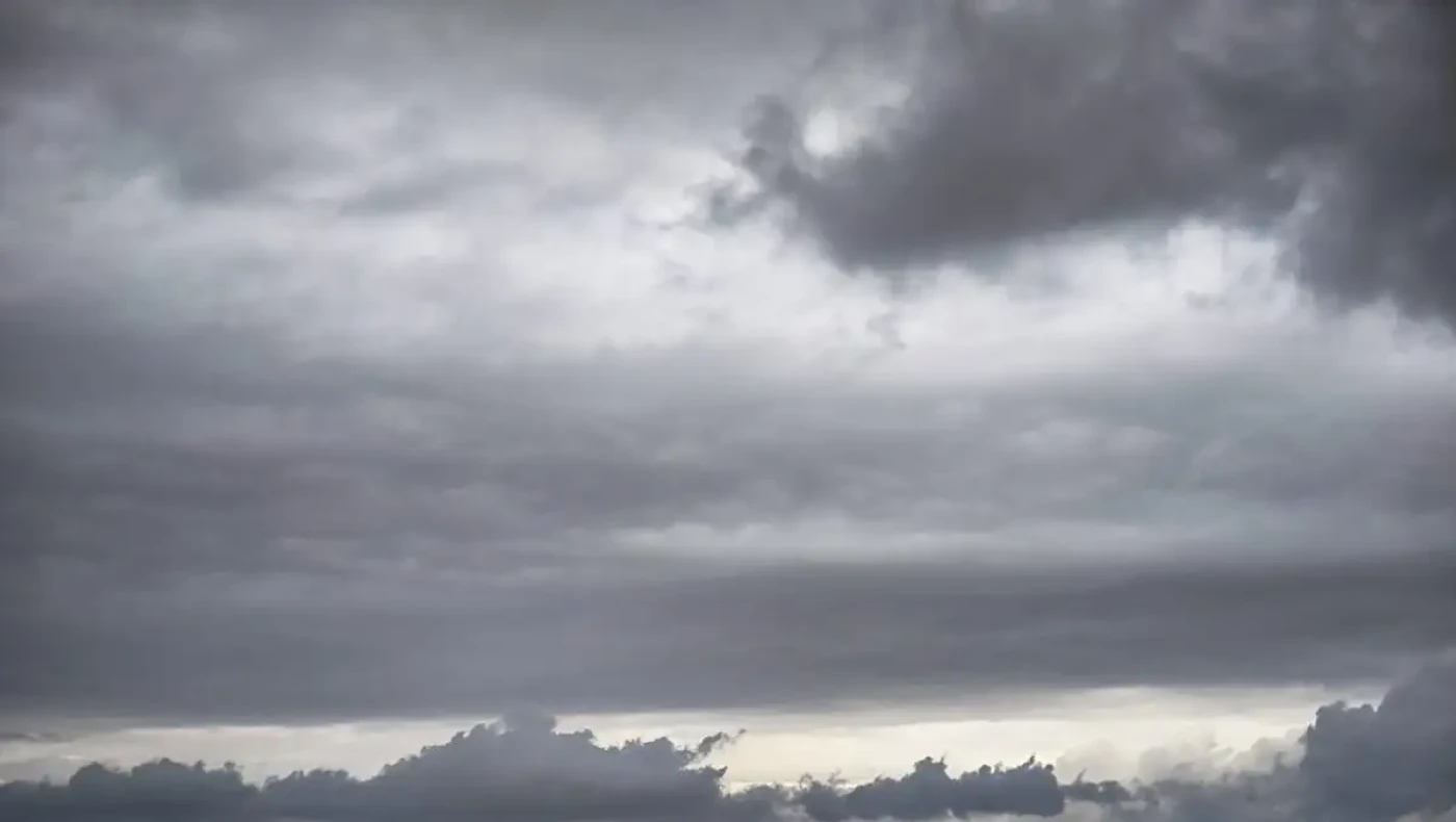 Καιρός: Πτώση της θερμοκρασίας και τοπικές βροχές