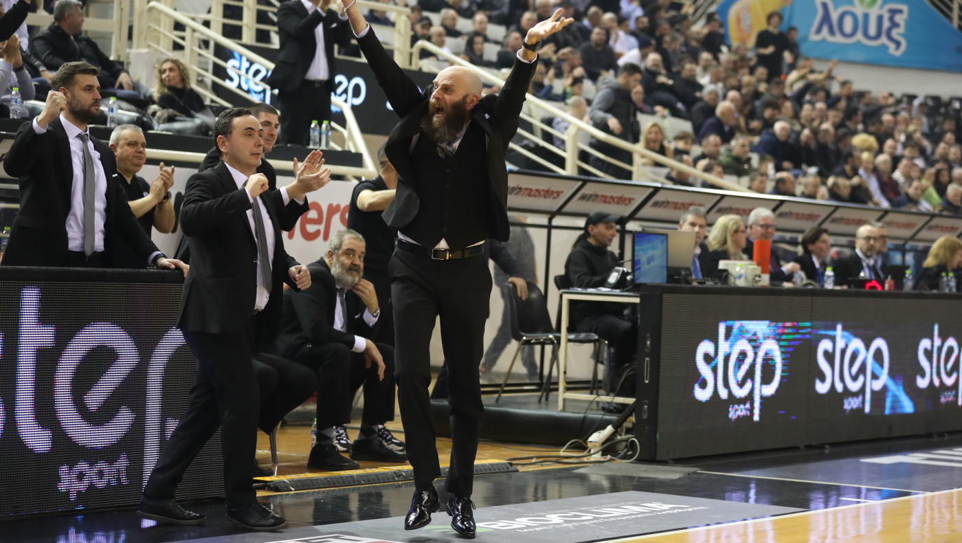 Αποθέωση για Χατζόπουλο και Καντσελιέρι από τον κόσμο του ΠΑΟΚ