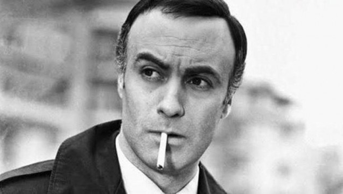 Ετσι   βγήκε    το   σλόγκαν  «Κορίτσια, ο Μπάρκουλης»