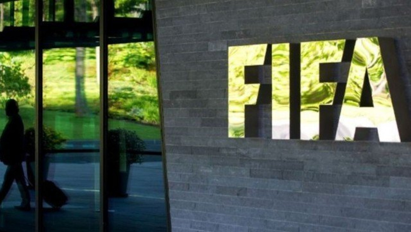 Καλεί τις ομάδες για τη διαιτησία η FIFA «αδειάζοντας» την ΕΠΟ